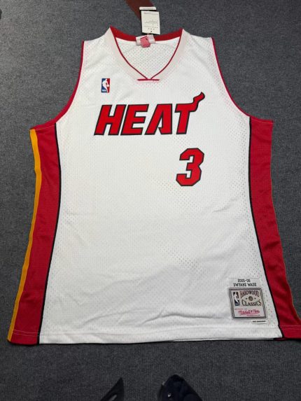 Hot Sale Dwyane Wade 3 Miami Heat White Home Signed Jersey Beckett Certified Website Checkable